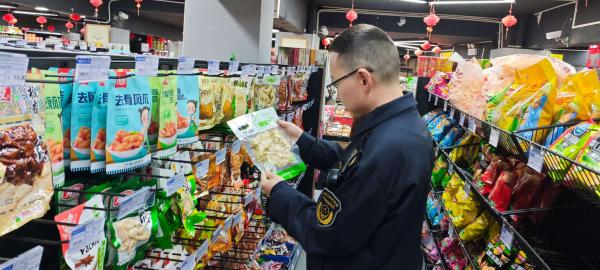 巴中全面开展3·15晚会曝光问题产品排查，筑牢食品经营安全防线